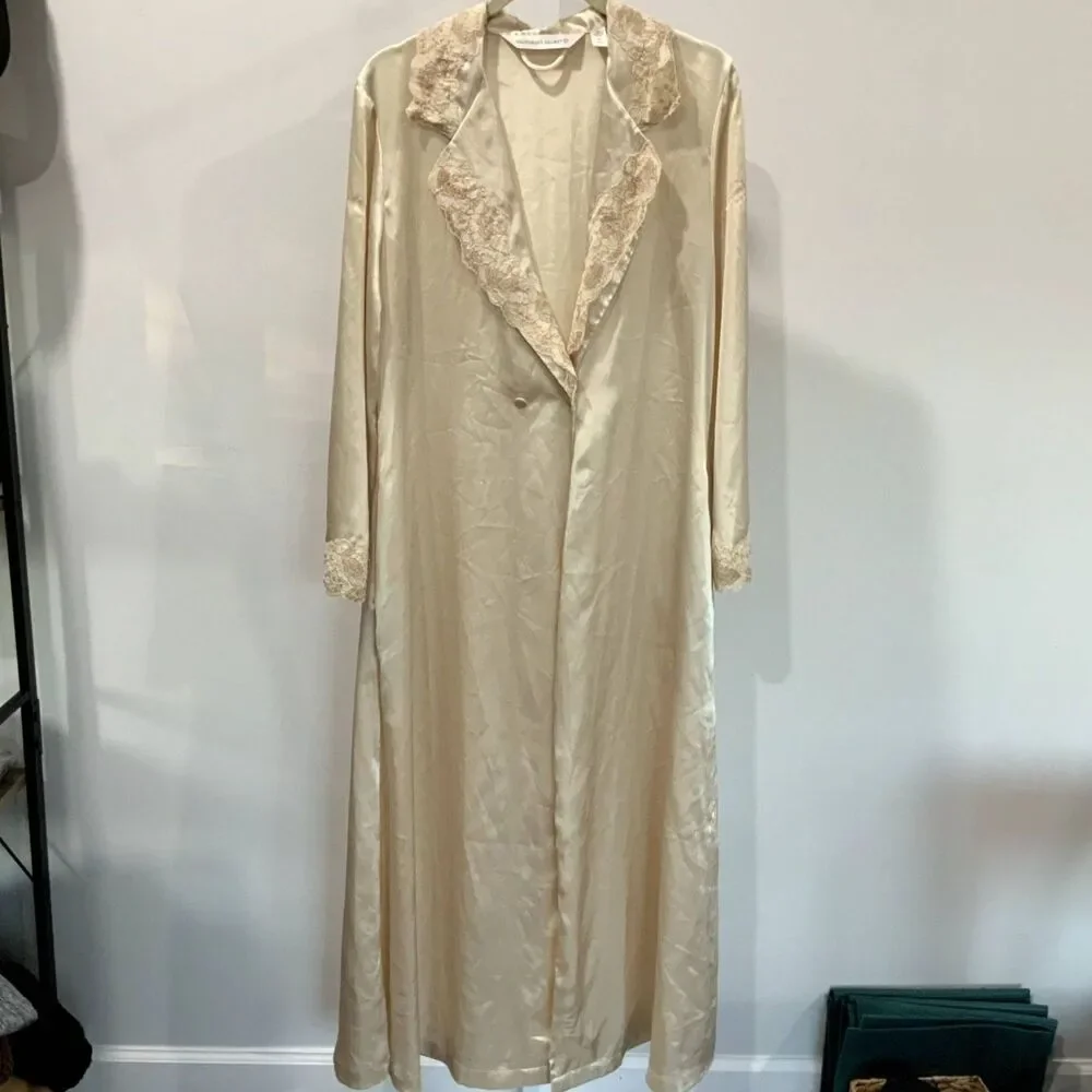 Vintage Victoria Secret Robe in Color Champagne w/Lace Trim Size M/L - Picture 1 of 14